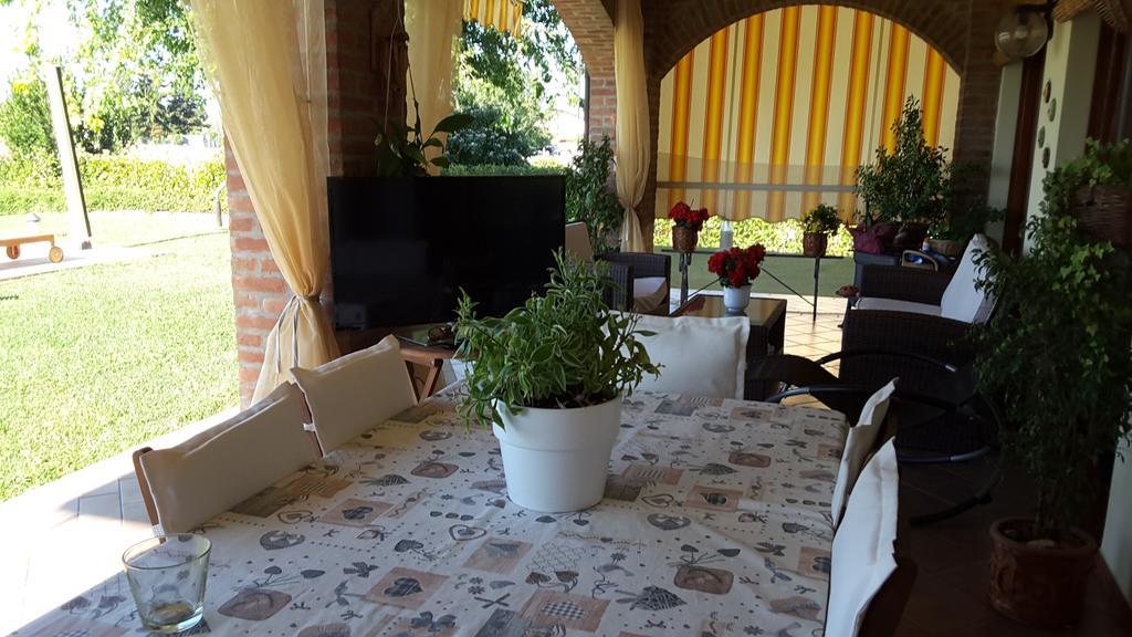 Marinella B&B Cornale エクステリア 写真