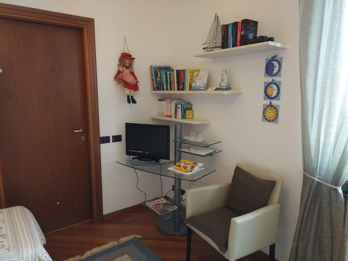 Marinella B&B Cornale エクステリア 写真